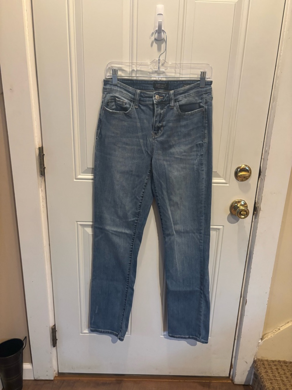 Judy Blue Light Wash Straight-Leg Jeans